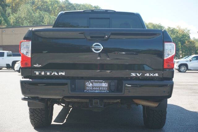 2020 Nissan Titan SV