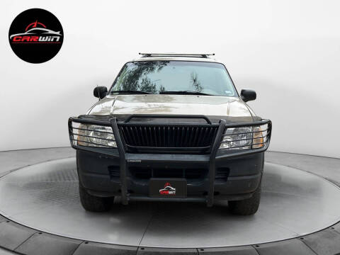 2002 Ford Explorer XLS