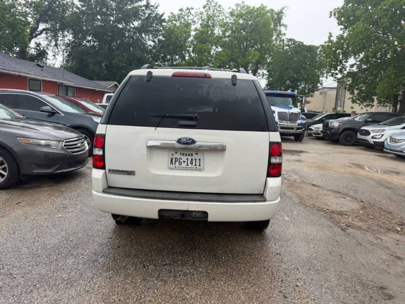 2010 Ford Explorer XLT