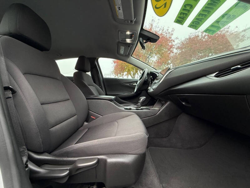 2022 Chevrolet Malibu LT