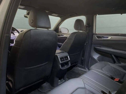 2025 Volkswagen Atlas Cross Sport SE 4Motion