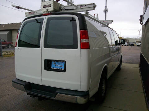 2020 Chevrolet Express 2500