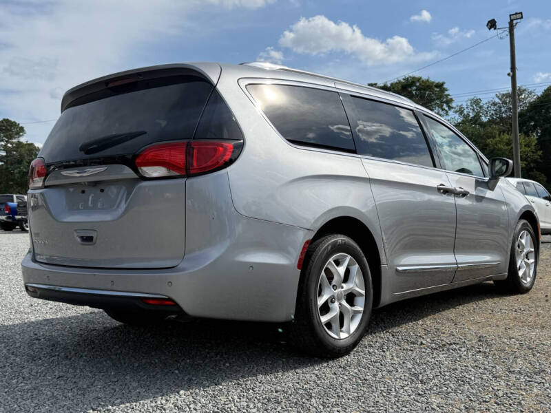 2020 Chrysler Pacifica Touring L
