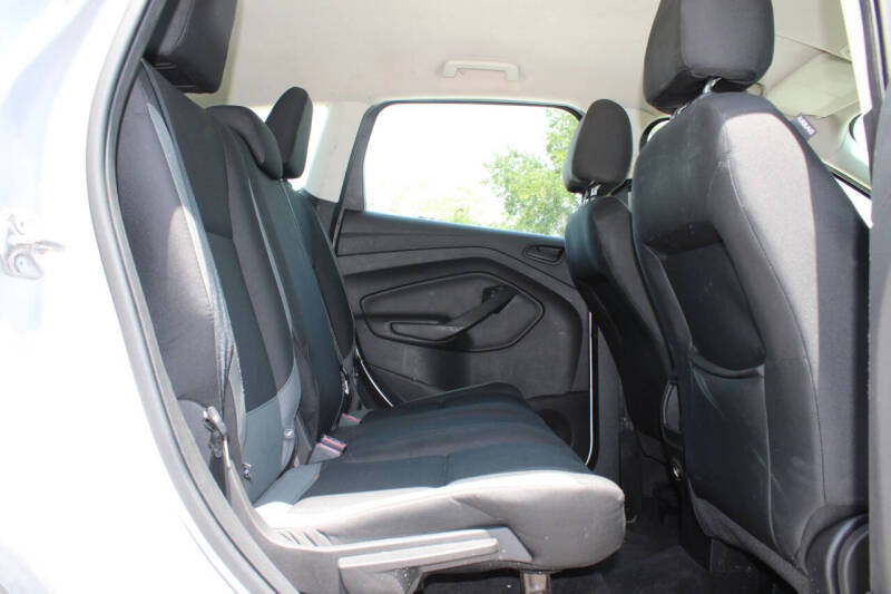 2016 Ford Escape S