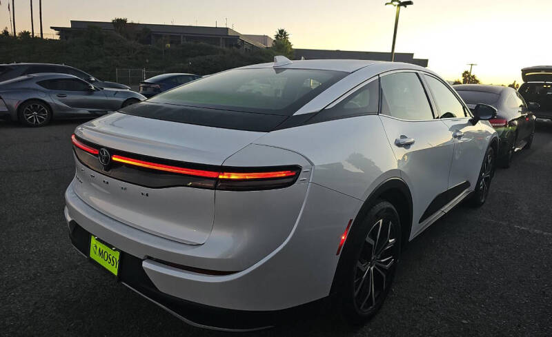 2024 Toyota Crown XLE