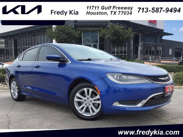 2015 Chrysler 200 for sale at Fredy Cars on West 43rd in Houston TX