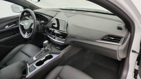 2025 Cadillac CT4 Premium Luxury