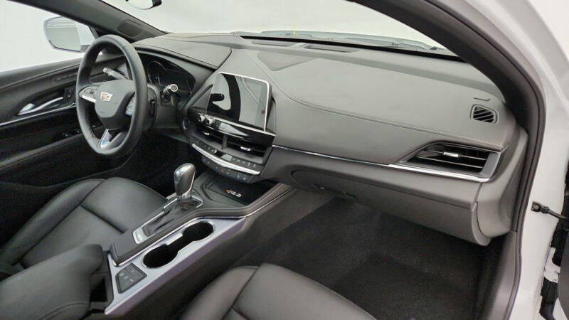 2025 Cadillac CT4 Premium Luxury