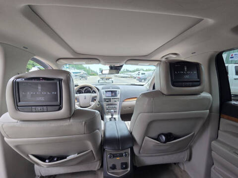 2011 Lincoln MKT