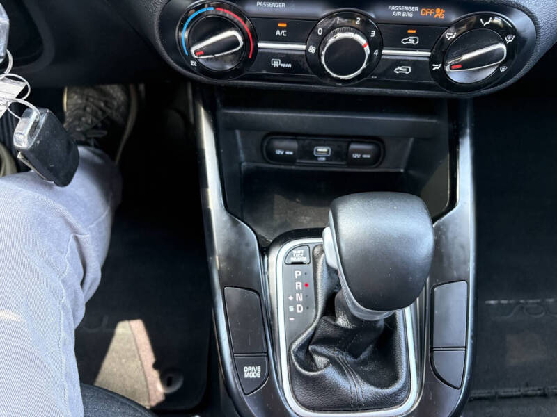 2021 Kia Soul GT-Line