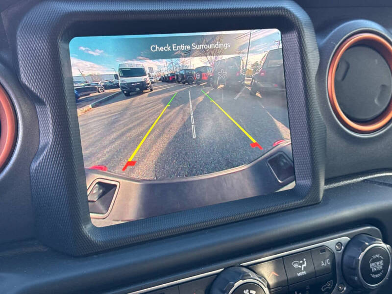 2021 Jeep Gladiator Mojave