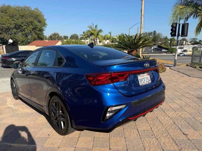 2020 Kia Forte GT Line