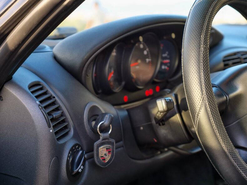 1999 Porsche 911 Carrera