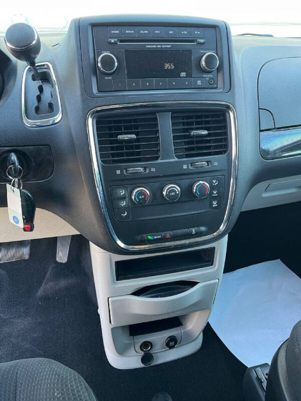 2016 Dodge Grand Caravan American Value Package