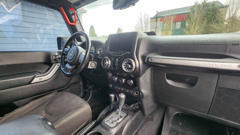 2016 Jeep Wrangler Unlimited Sahara