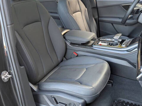 2025 Audi Q7 quattro Premium Plus 55 TFSI