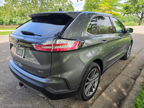 2021 Ford Edge Titanium
