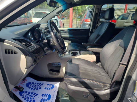 2016 Dodge Grand Caravan American Value Package