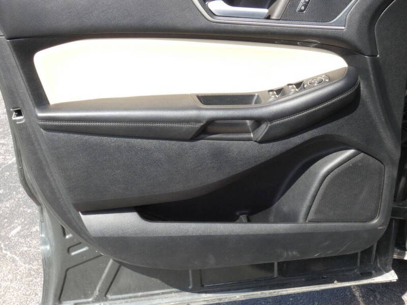 2023 Ford Edge SEL