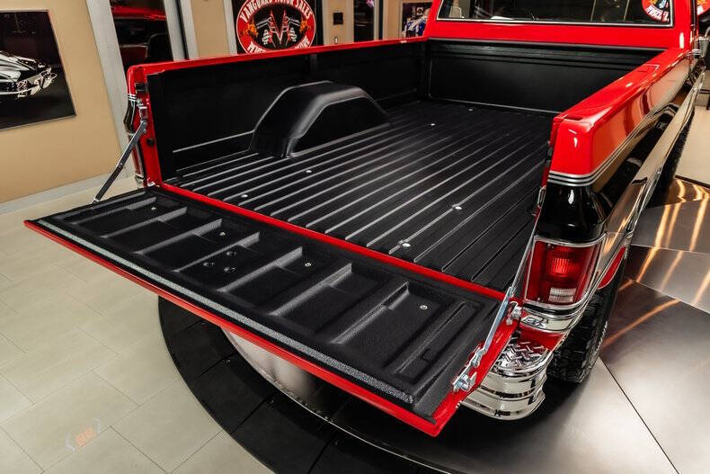 1987 Chevrolet R/V 10 Series