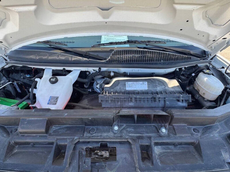 2023 Chevrolet Express 2500