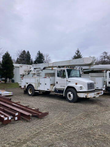 2001 Freightliner FL70 for sale at Auto Link Seattle in Seattle WA