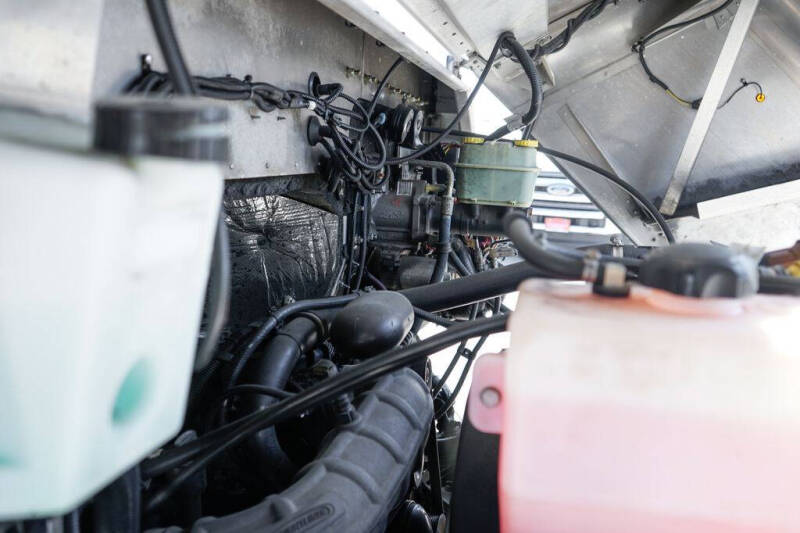2020 Freightliner MT45 Chassis