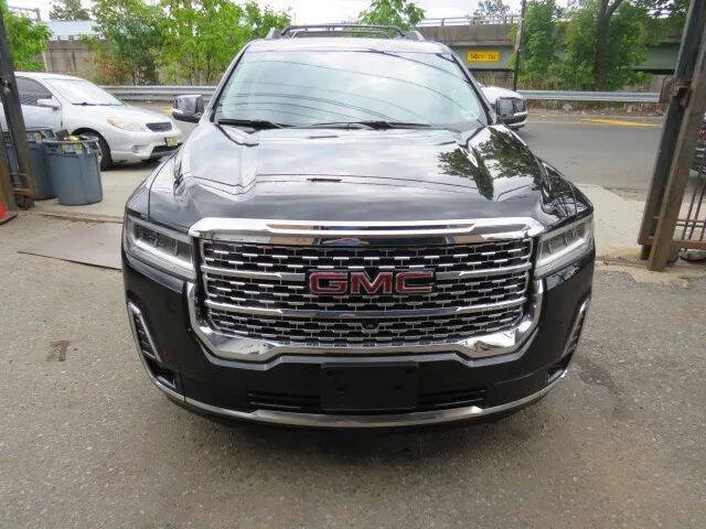 2022 GMC Acadia Denali