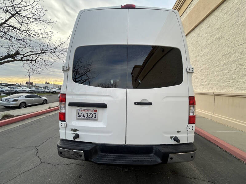 2012 Nissan NV
