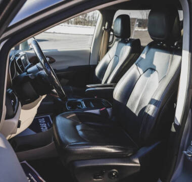 2019 Chrysler Pacifica Touring L