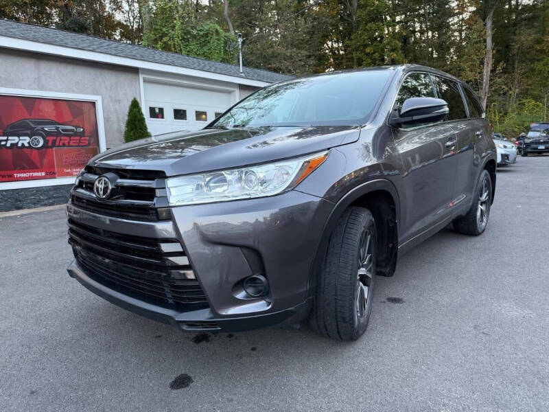 2018 Toyota Highlander LE