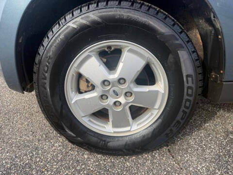 2011 Ford Escape XLS