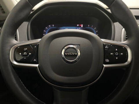 2025 Volvo XC90 B5 Core Bright Theme