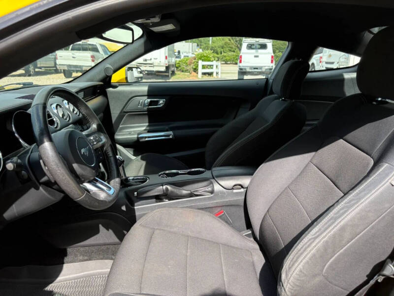2016 Ford Mustang V6