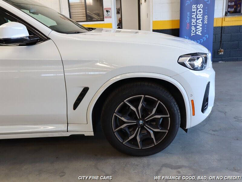 2022 BMW X4 xDrive30i