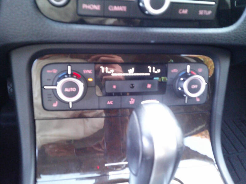 2014 Volkswagen Touareg TDI Sport