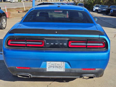2019 Dodge Challenger SXT