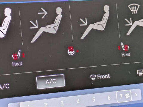 2024 Chrysler Pacifica Plug-In Hybrid Select