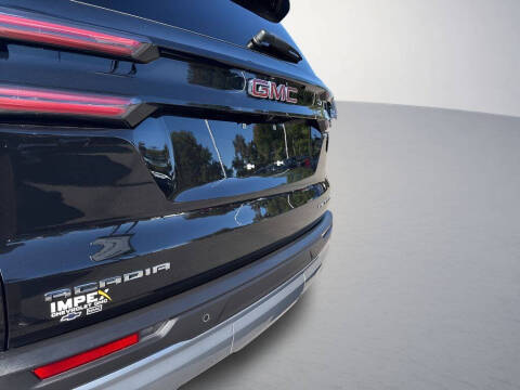 2025 GMC Acadia Elevation