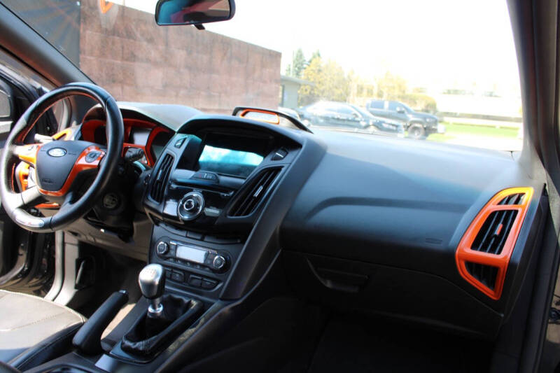 2014 Ford Focus ST