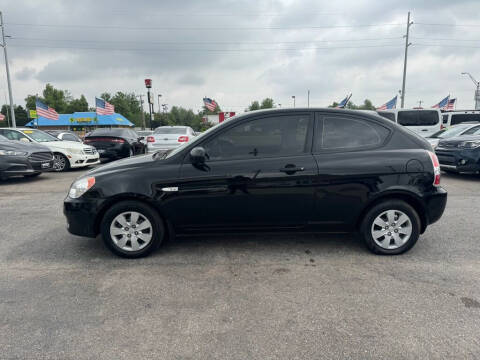 2010 Hyundai Accent Blue
