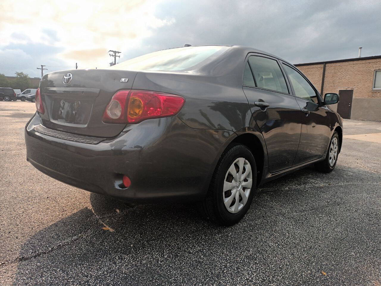 2009 Toyota Corolla for sale at Ideal Cars LLC in Skokie, IL