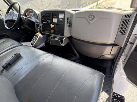 2017 International DuraStar 4300