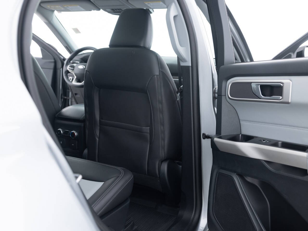 Used Car 2023 Ford Explorer  Xlt Awd 4dr Suv For Sale Under $35,000 In Coal City, Illinois