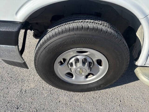 2024 Chevrolet Express 2500