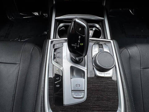 2017 BMW 7 Series 740i