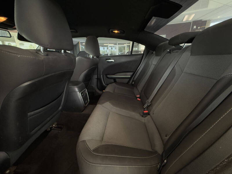 2017 Dodge Charger SXT