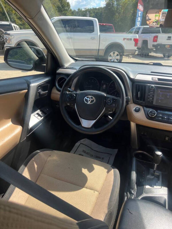 2018 Toyota RAV4 XLE
