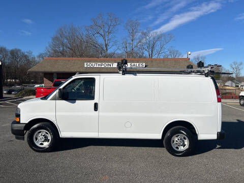 2022 Chevrolet Express 2500