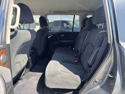 2017 Nissan Armada SV